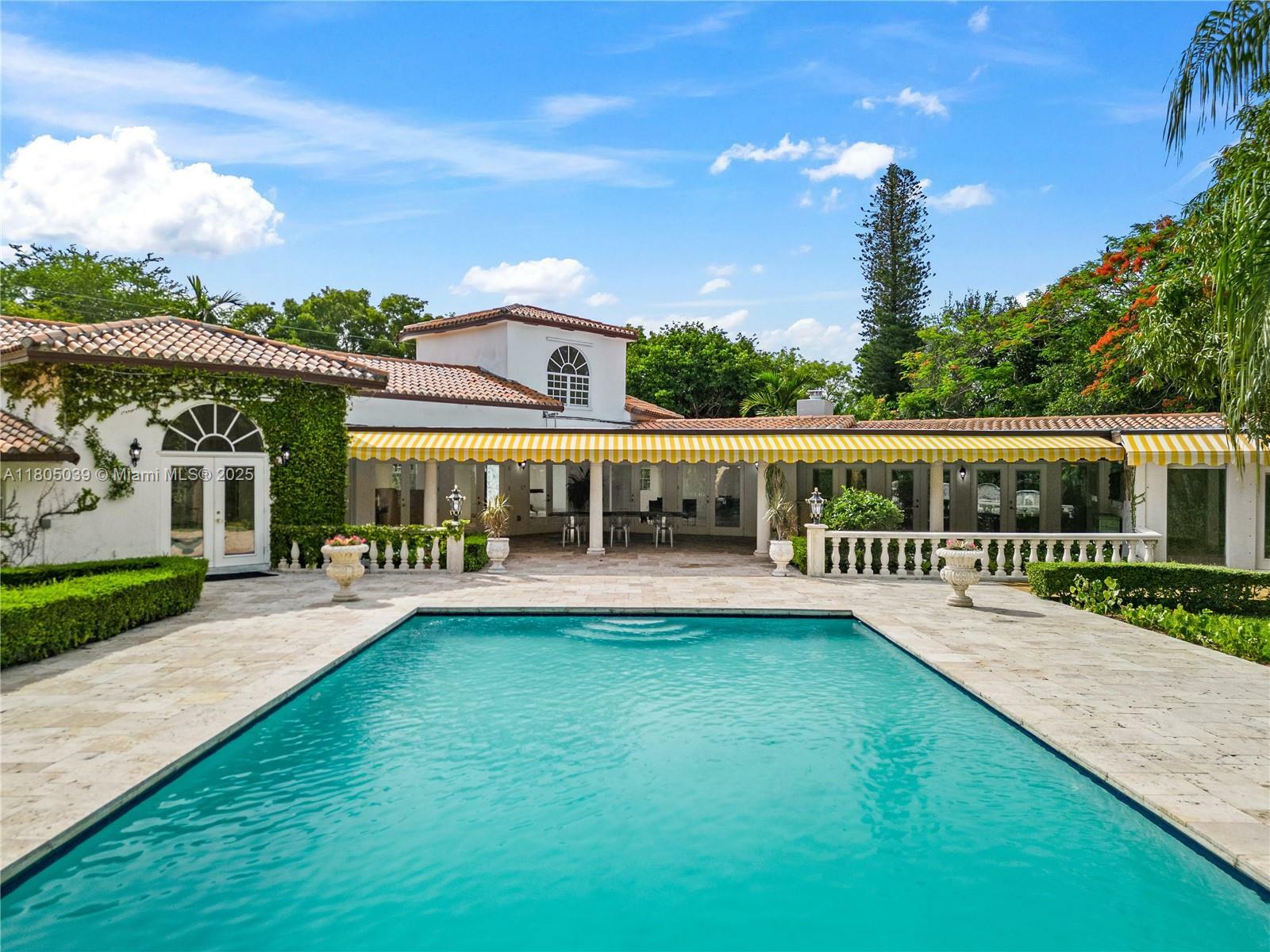 Property Photo: 12300 Old Cutler Rd FL 33156