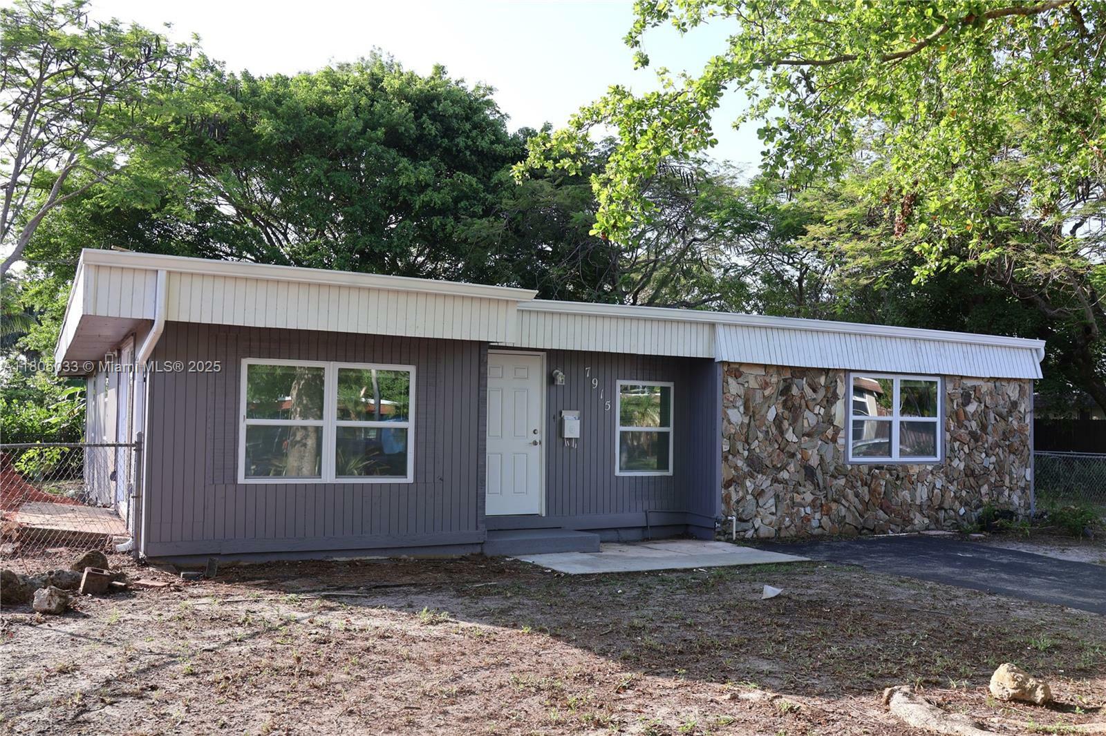 Property Photo:  7915 NW 73rd Ave  FL 33321 