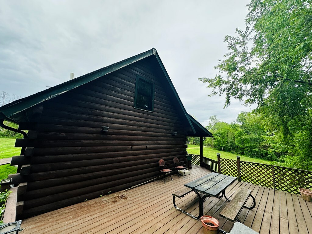 Property Photo: 625 Newland Hill OH 45690