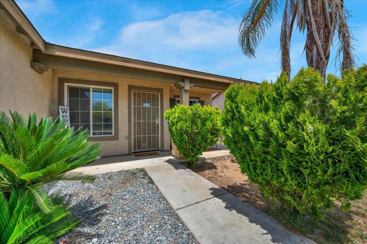 Property Photo:  1601 El Paso Avenue  CA 93618 