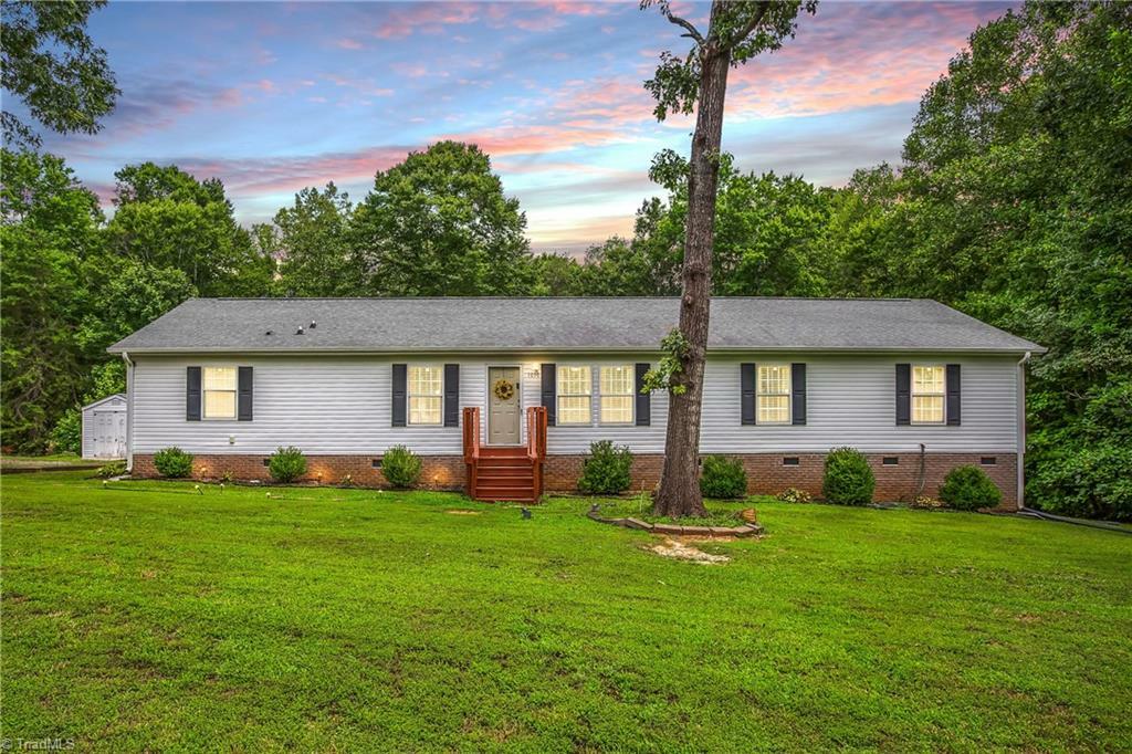 1030 Endeavour Lane  Walnut Cove NC 27052 photo