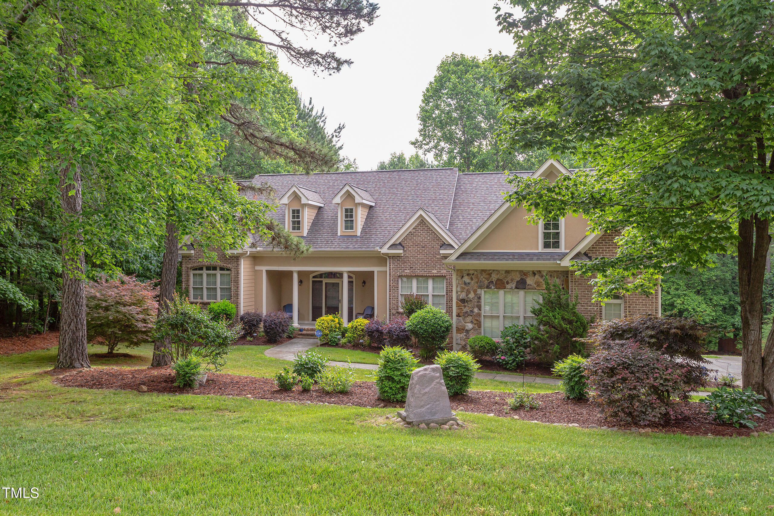Property Photo: 504 Belmont Circle NC 27587