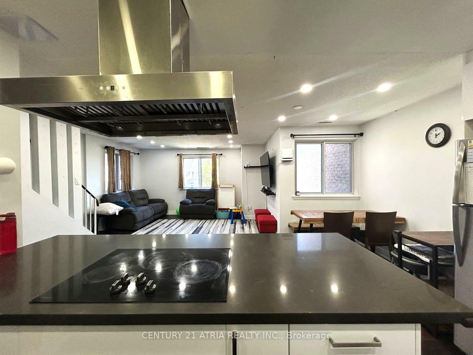 Property Photo: 4001 Don Mills Road 324 ON M2H 3J8