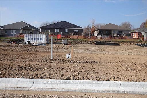 780 Bryans Drive — photo 1