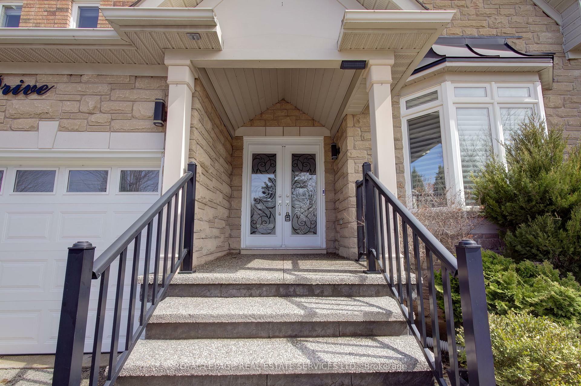Property Photo: 393 Burloak Drive ON L6L 6W8