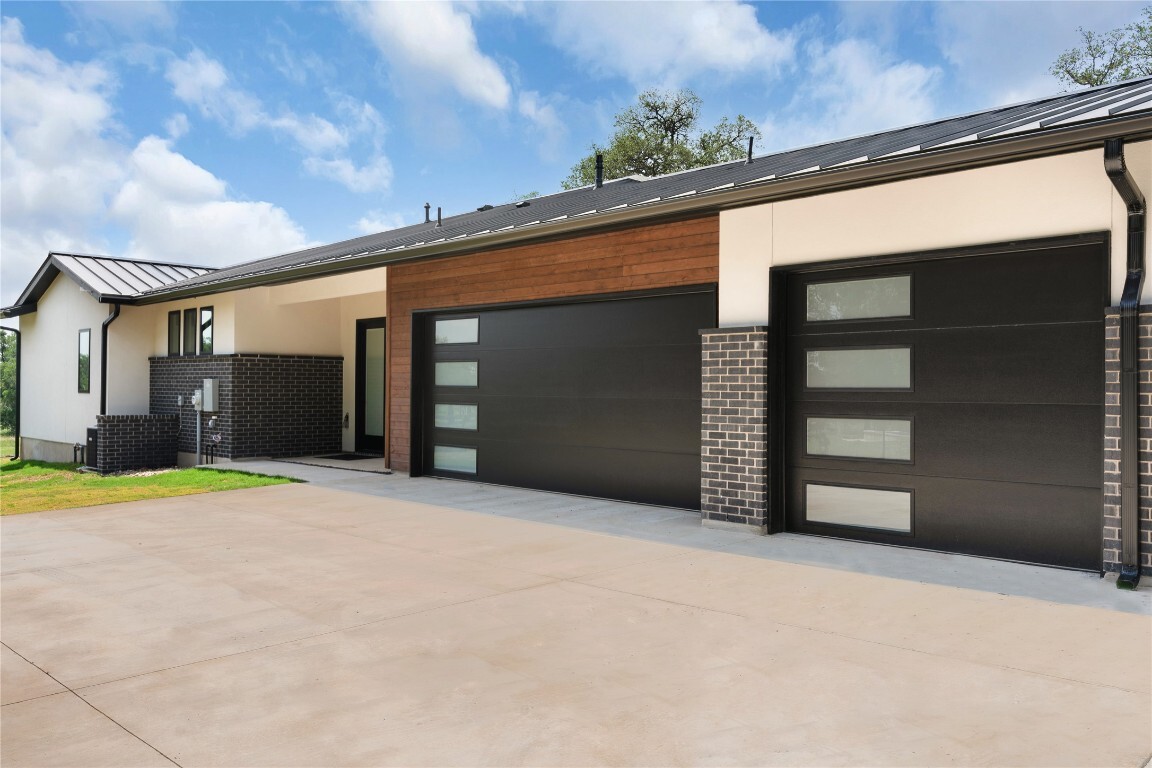 Property Photo: 8341 Brewer Lane TX 76571