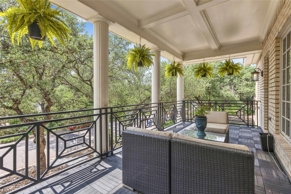 Property Photo:  3219 Park Hills Drive  TX 78746 