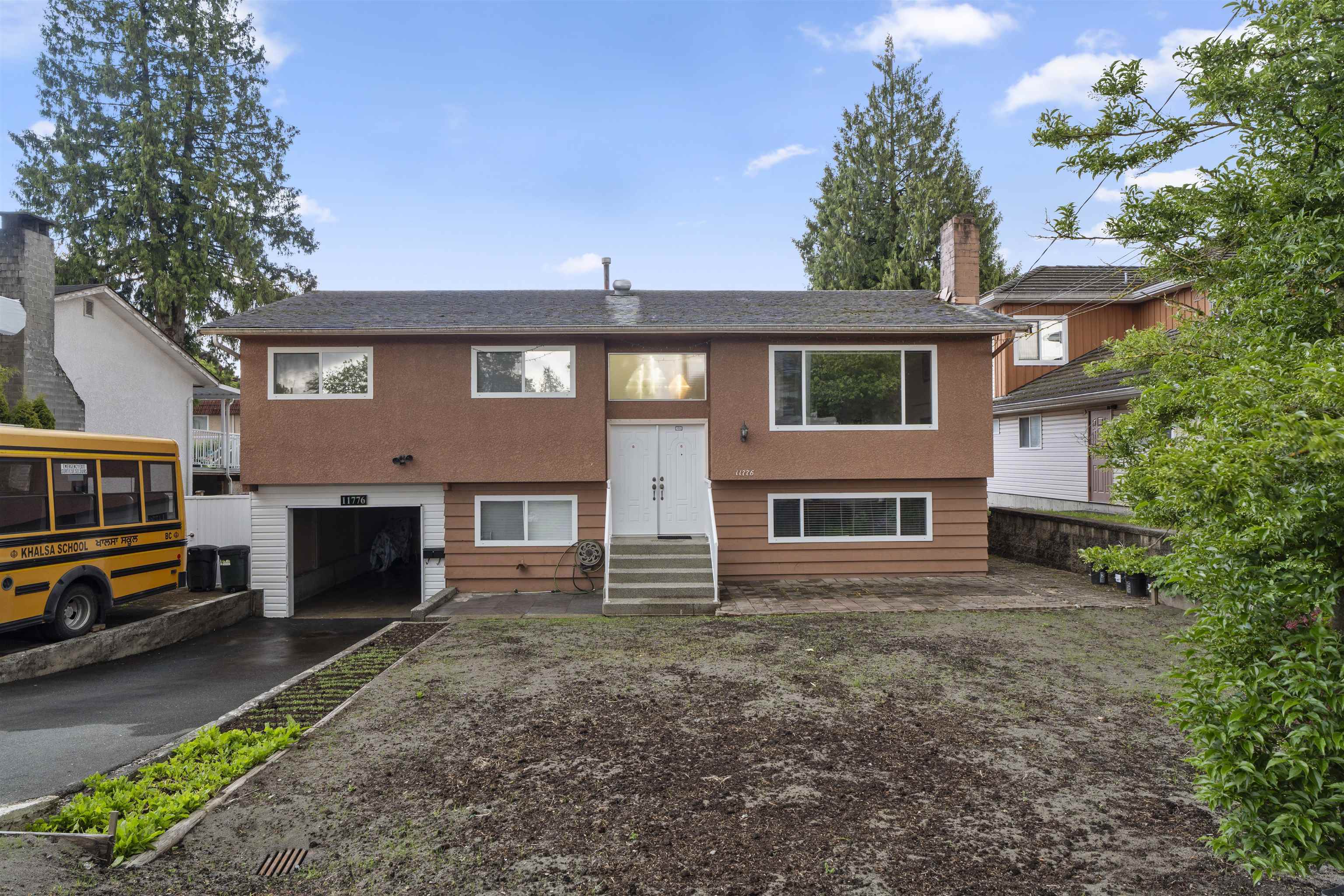 Property Photo: 11776 86 Avenue BC V4C 2X7