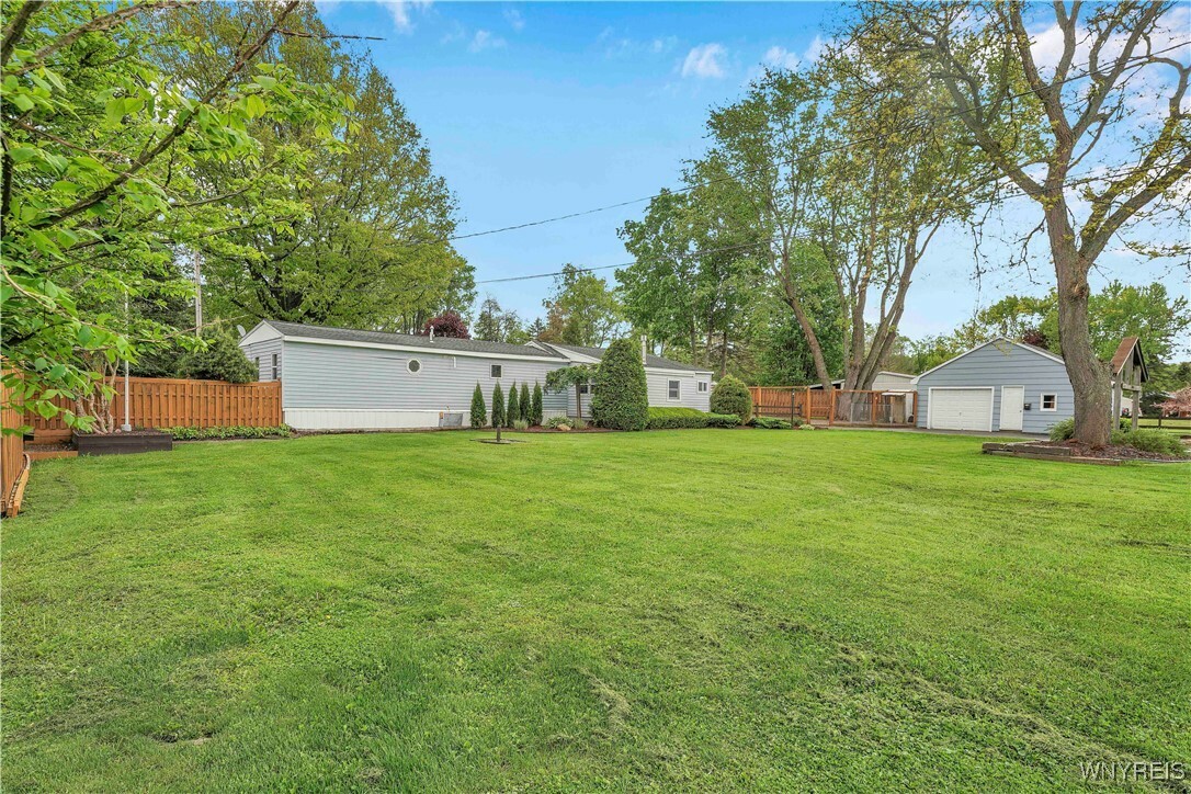 Property Photo: 10958 Route 16 NY 14042