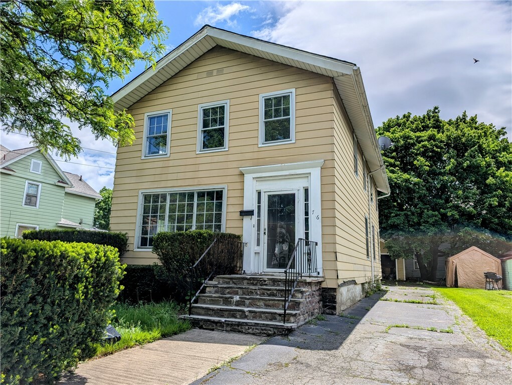 Property Photo: 706 E Washington Avenue NY 14901
