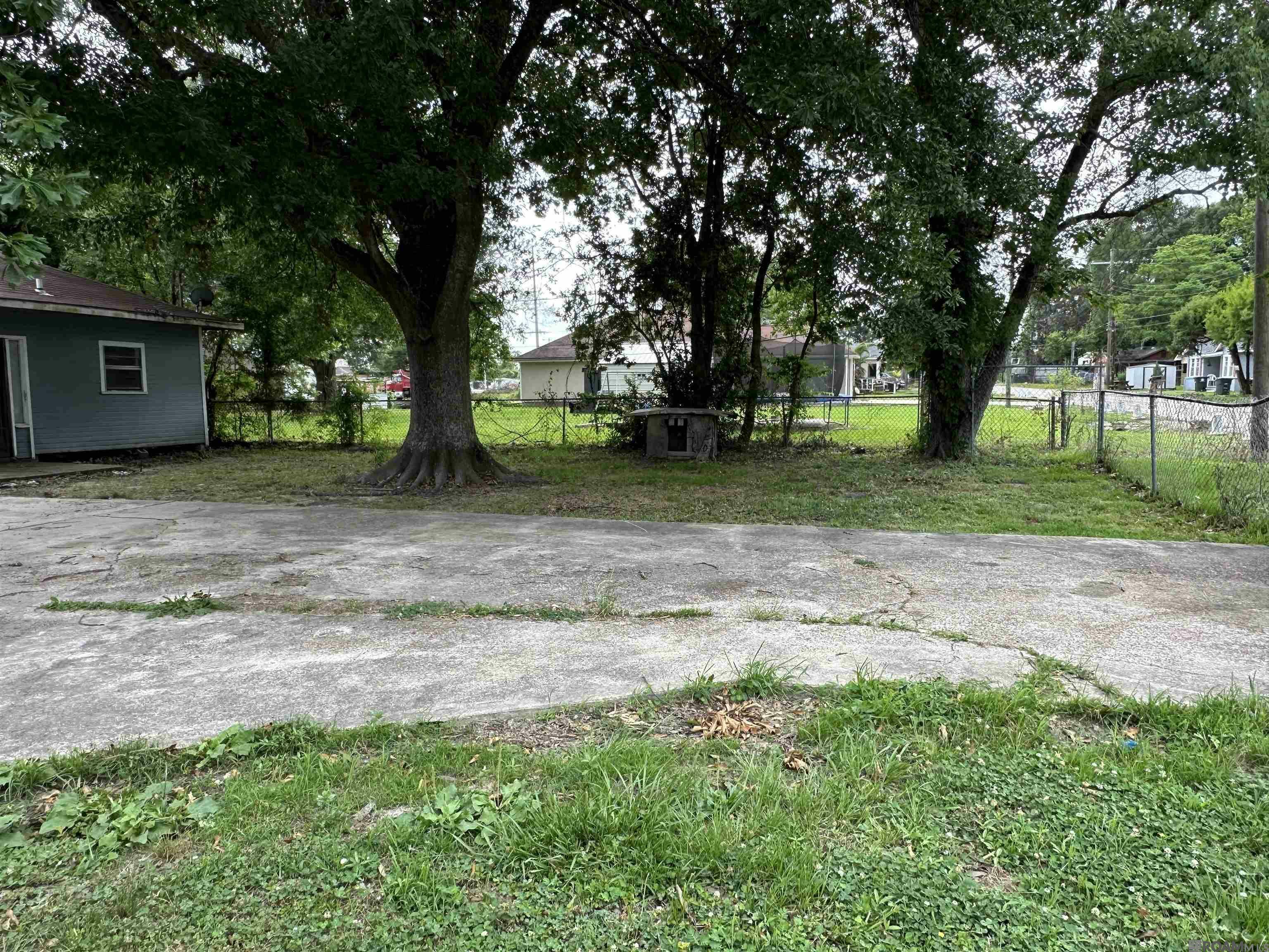 Property Photo: 1848 73rd Ave LA 70807