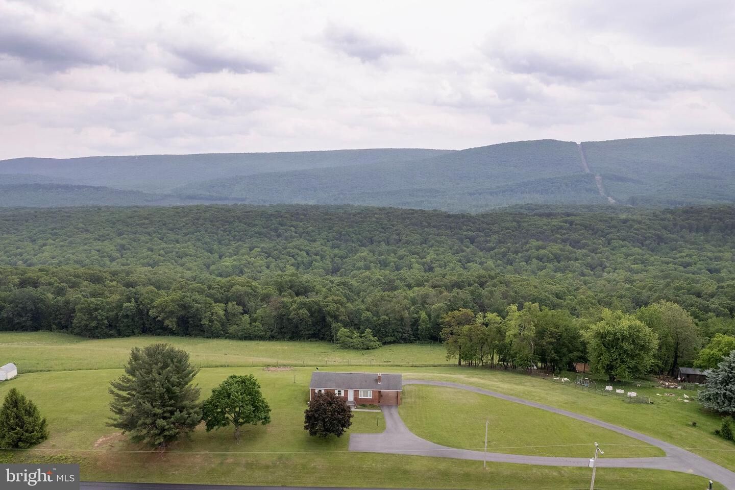 Property Photo: 2725 Carpers Pike VA 22637