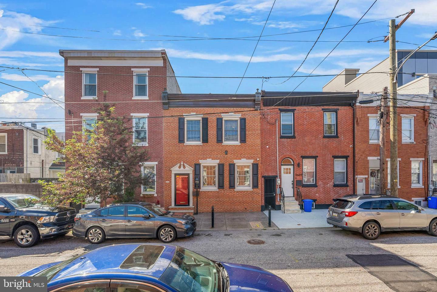 2671 Almond Street  Philadelphia PA 19125 photo