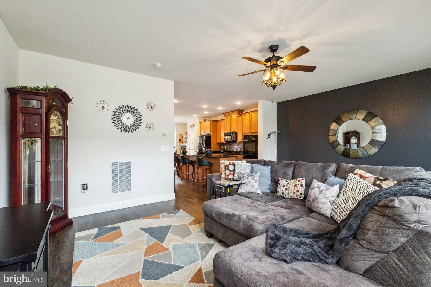 Property Photo: 45394 Daveno Square VA 20164