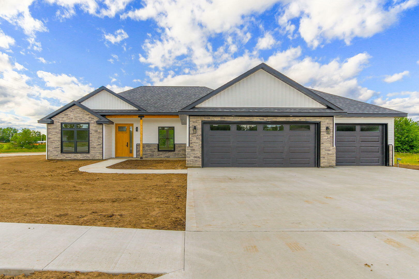 317 W Jaxon St  Sturgeon MO 65284 photo