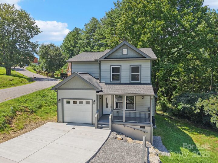 Property Photo: 12 Whipoorwill Way NC 28786