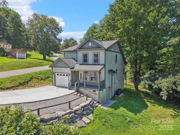 Property Photo:  12 Whipoorwill Way  NC 28786 