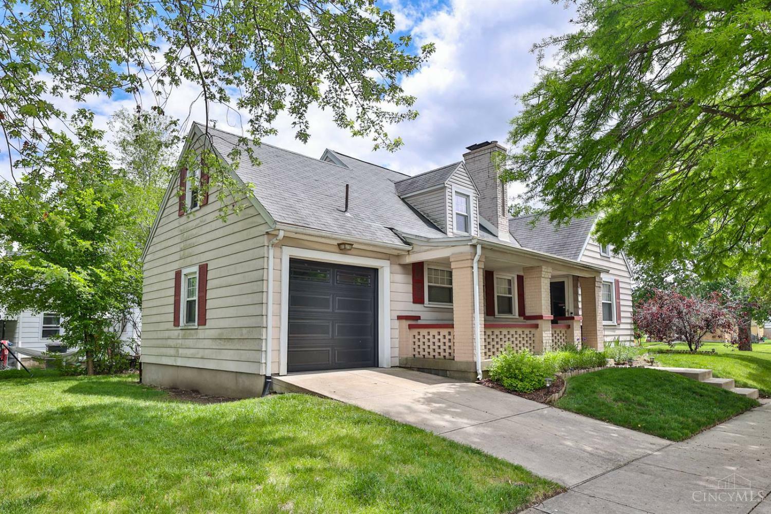Property Photo: 2862 Winburn Avenue OH 45420