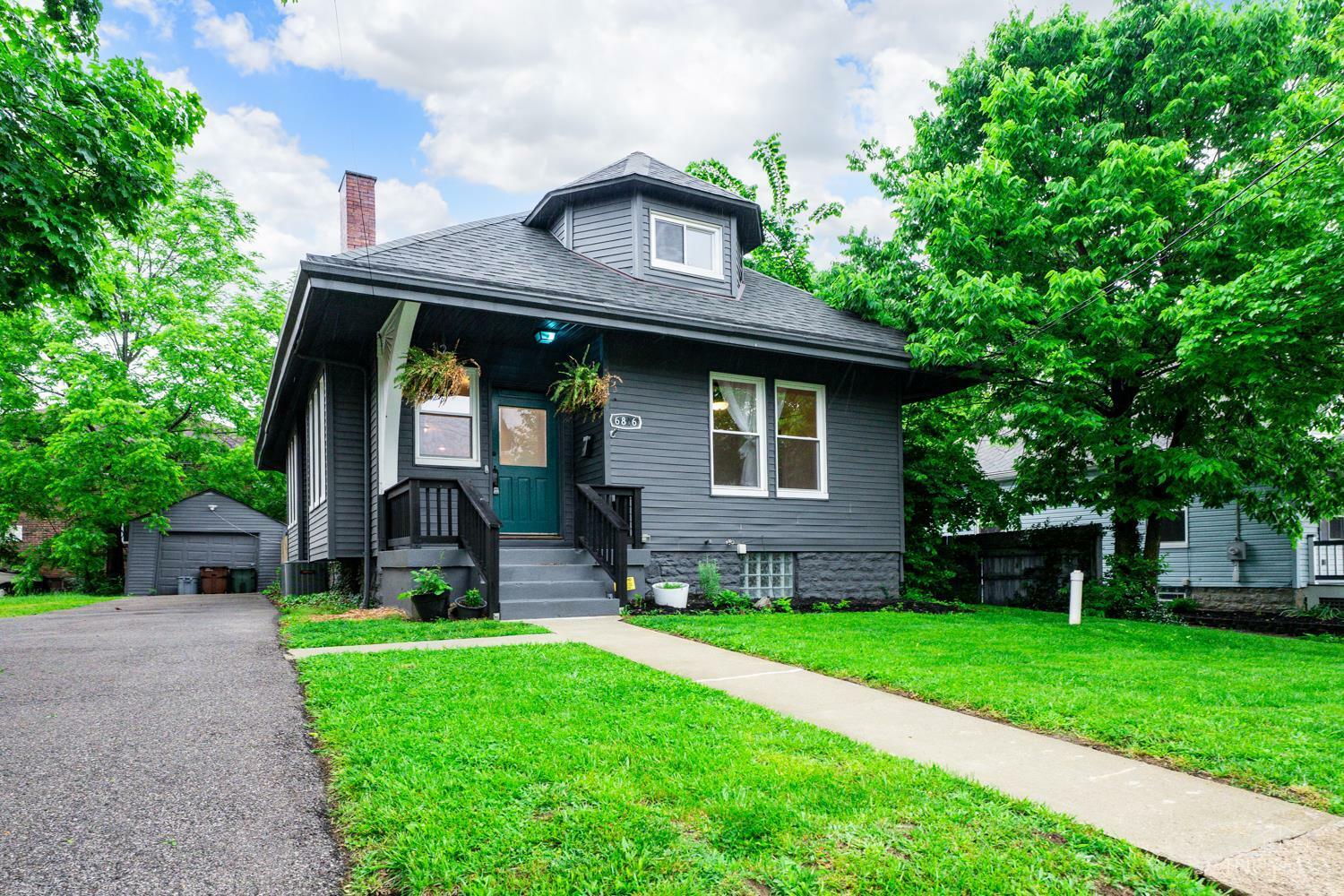 Property Photo: 6816 Plainfield Road OH 45236