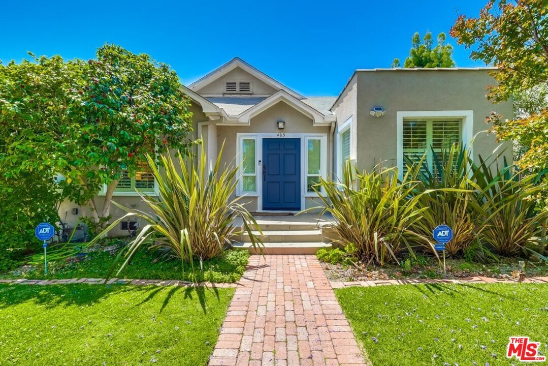 403 N Bronson Ave  Los Angeles CA 90004 photo