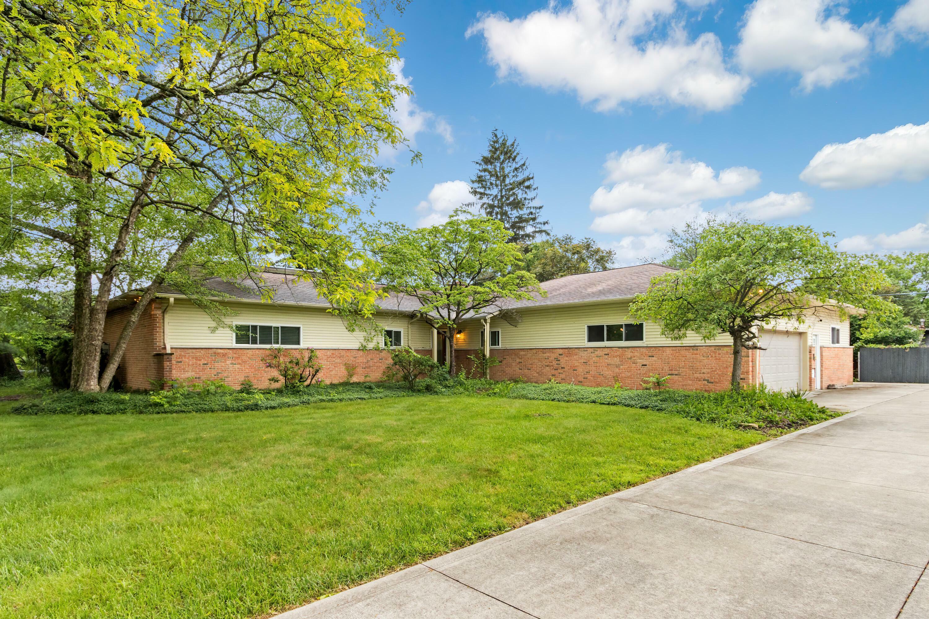 Property Photo:  293 Flint Ridge Drive  OH 43230 