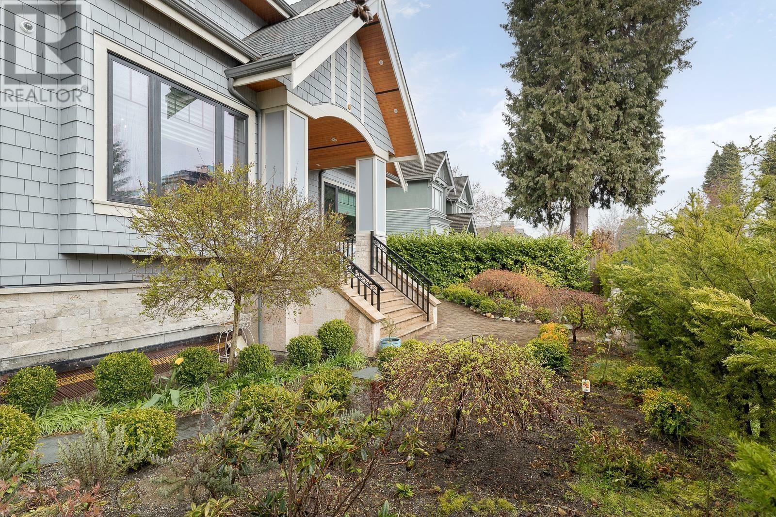 Property Photo: 2237 West 37th Avenue BC V6M 1P2
