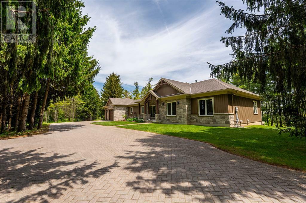 5920 Minielly Road  Plympton-Wyoming ON N0N 1T0 photo