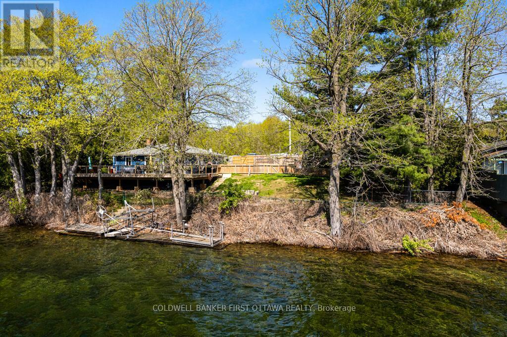 Property Photo: 889 Jones Point Road ON K7H 3C7