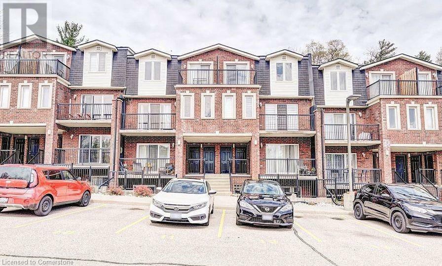 Property Photo:  45 Cedarhill Crescent 4D  ON N2E 0A2 