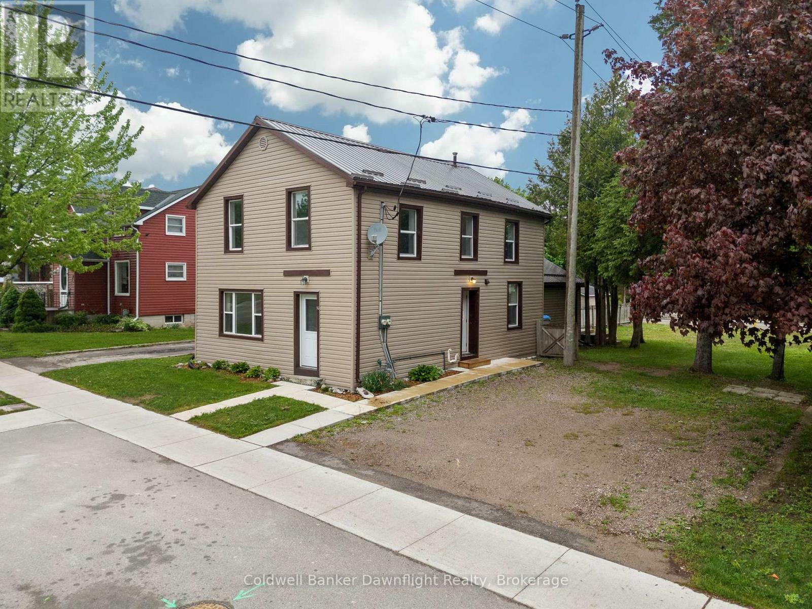 Property Photo: 50 Goderich Street East ON N0K 1W0