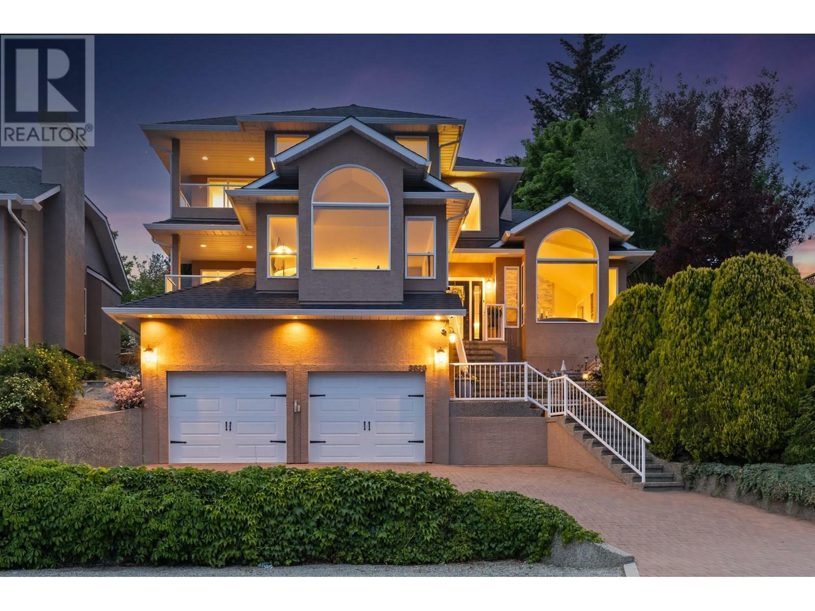 Property Photo: 3838 Beach Avenue BC V0H 1X1