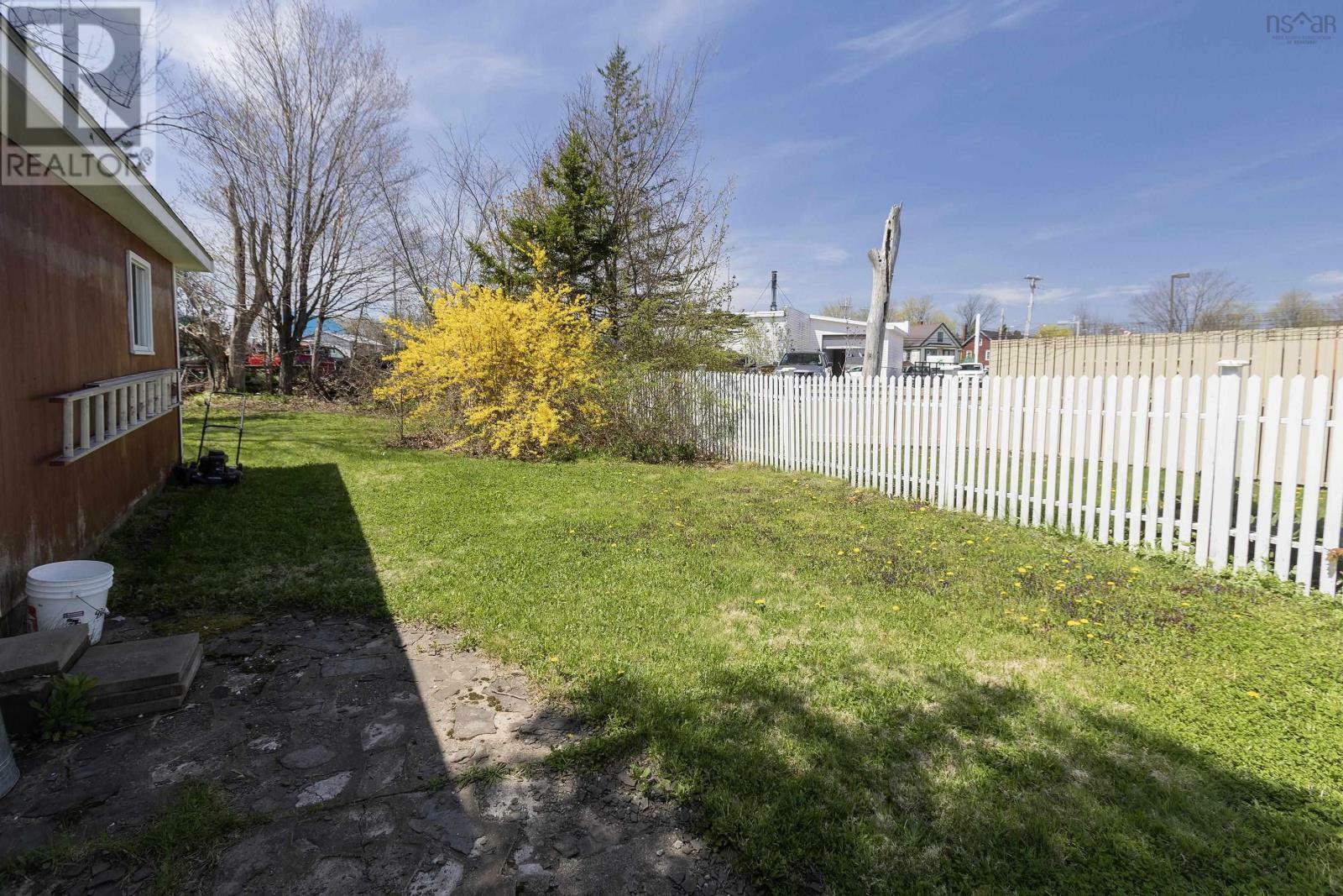 Property Photo: 49 Chapel Street NS B0M 1S0
