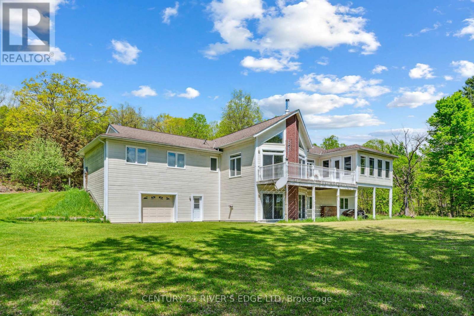 Photo de la propriété: 139 Old River Road ON K0E 1R0