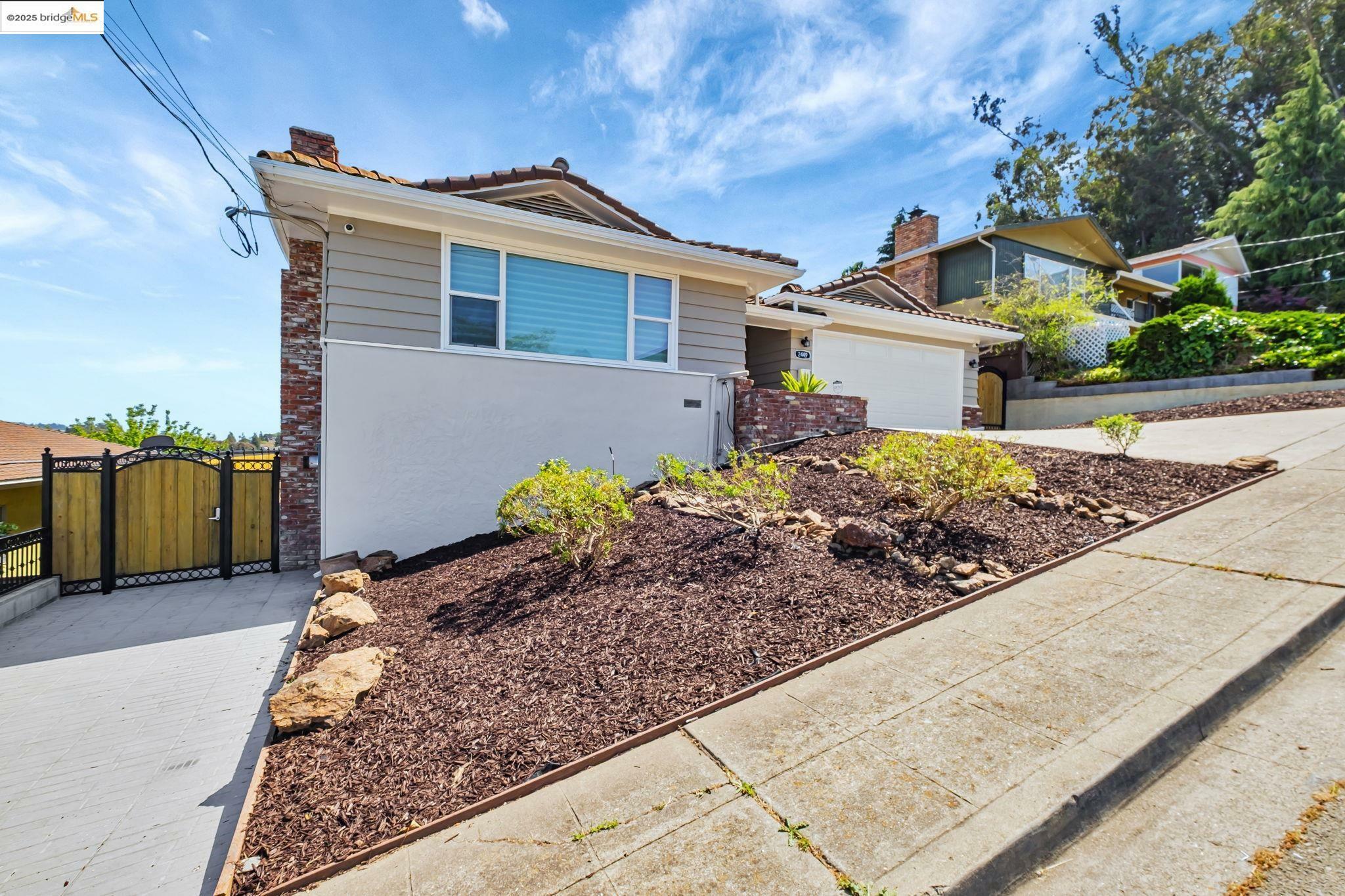 Property Photo: 2449 Riffel Ct CA 94546