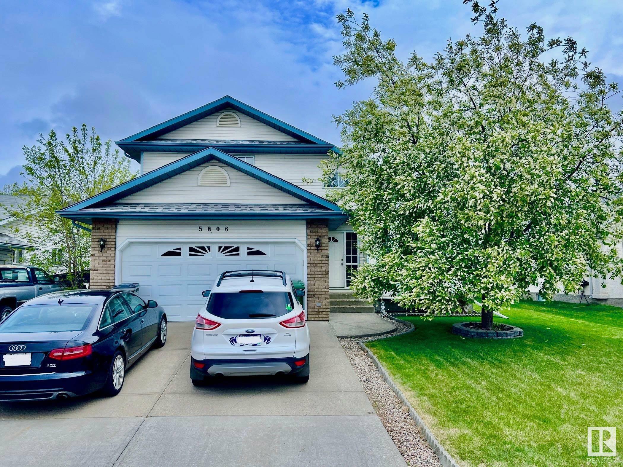 Property Photo: 5806 49 Avenue AB T4X 1C2
