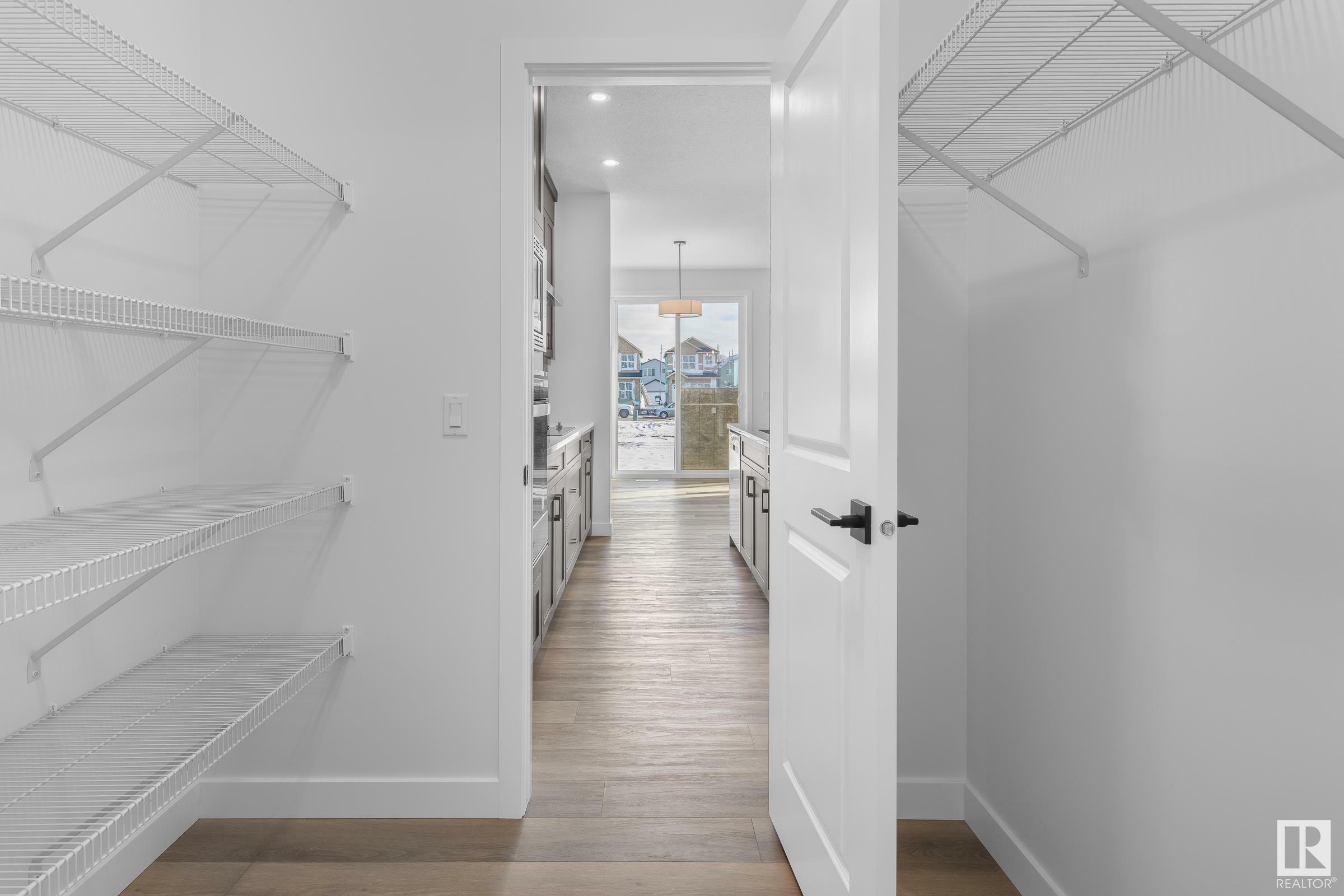 Property Photo: 3553 Erlanger Link NW AB T6M 1J5