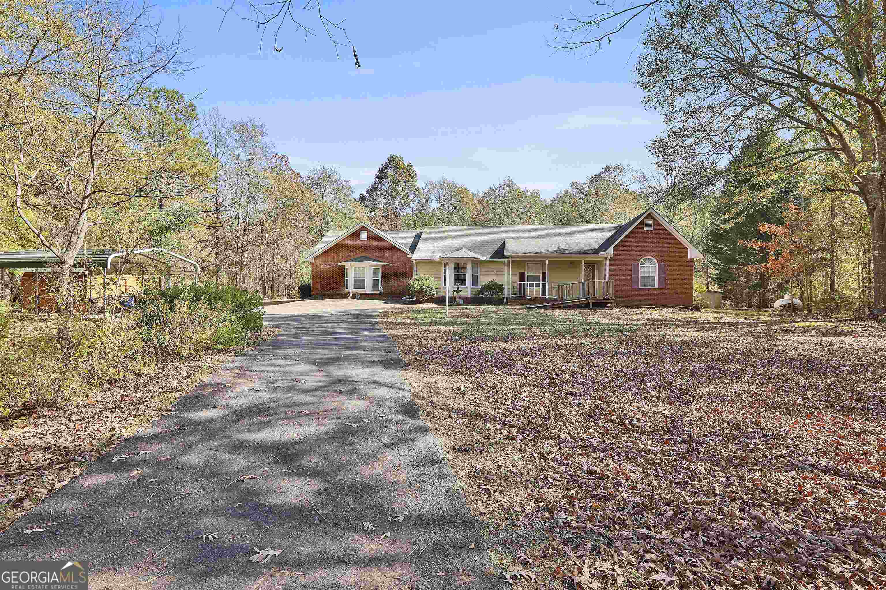 Property Photo: 140 Shoal Creek Road GA 30223