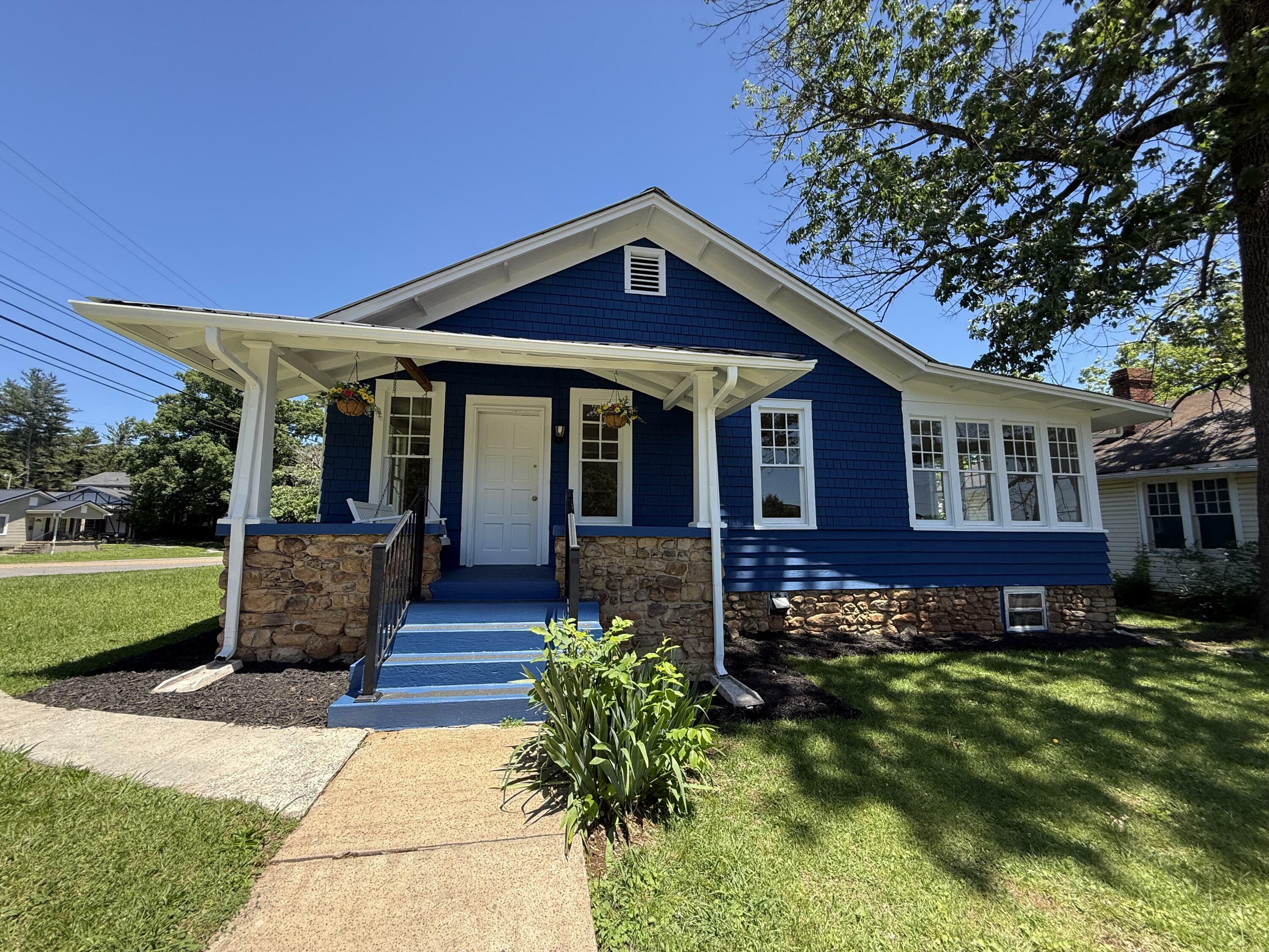 Property Photo: 110 7th Street TN 37380