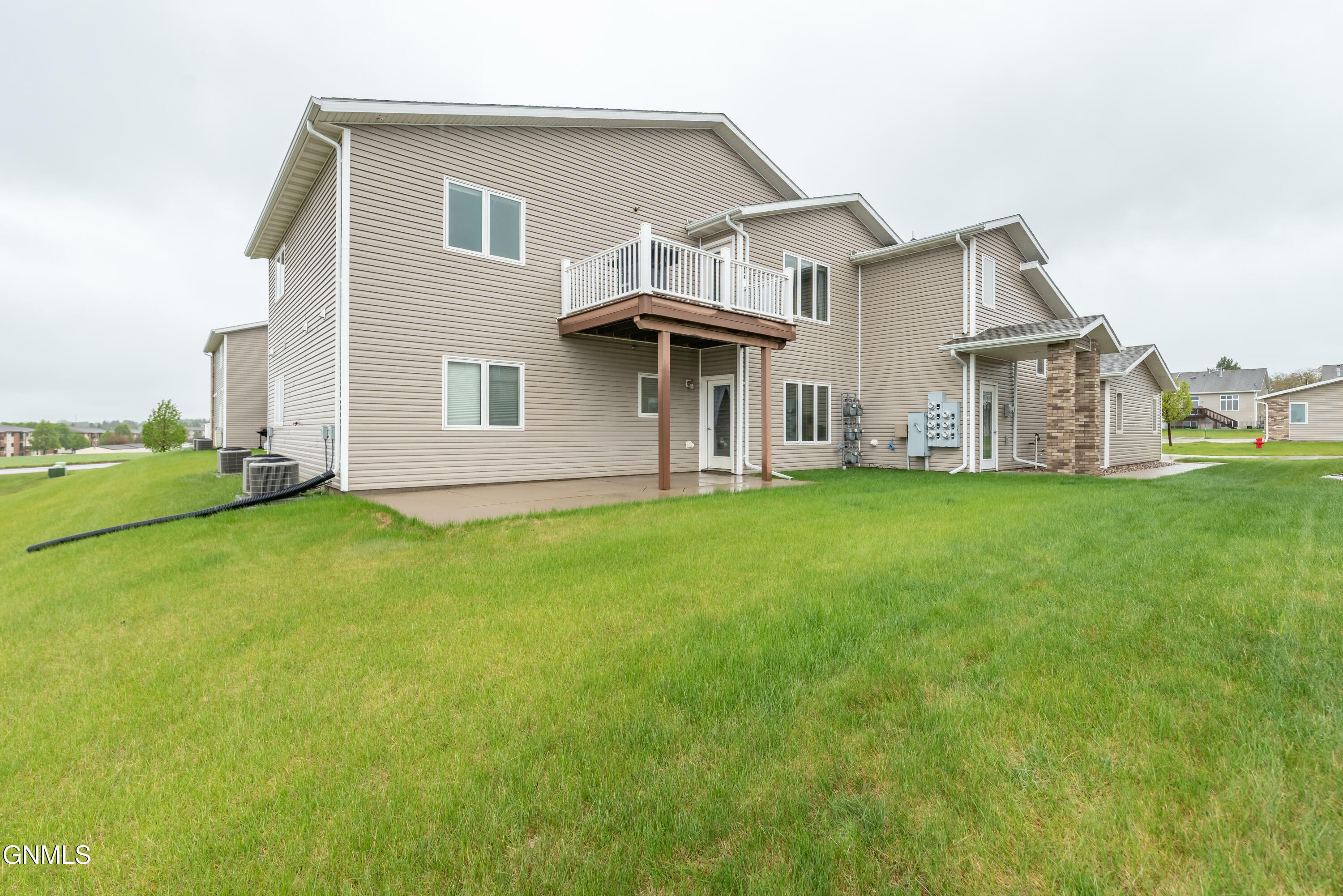 1780 Calgary Avenue 6  Bismarck ND 58503 photo