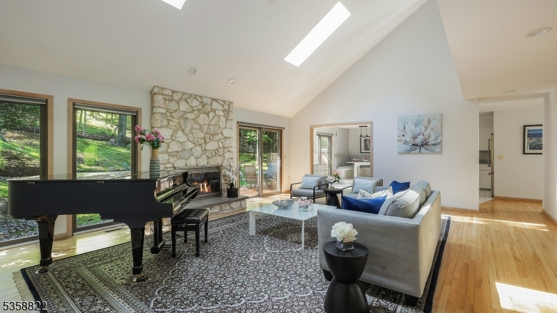 Property Photo: 1107 Summit Ln NJ 07092