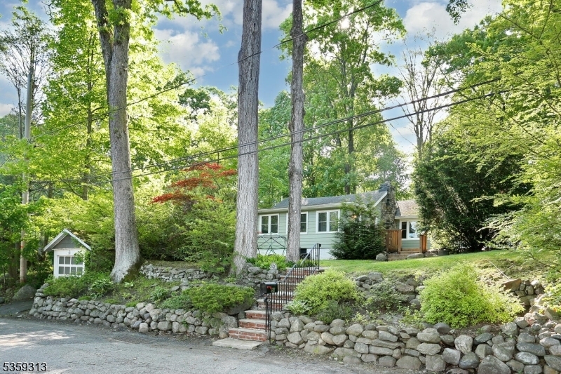 Property Photo: 58 Hillside Rd NJ 07456