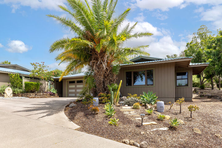 Property Photo: 62-2258 Kanehoa St HI 96743