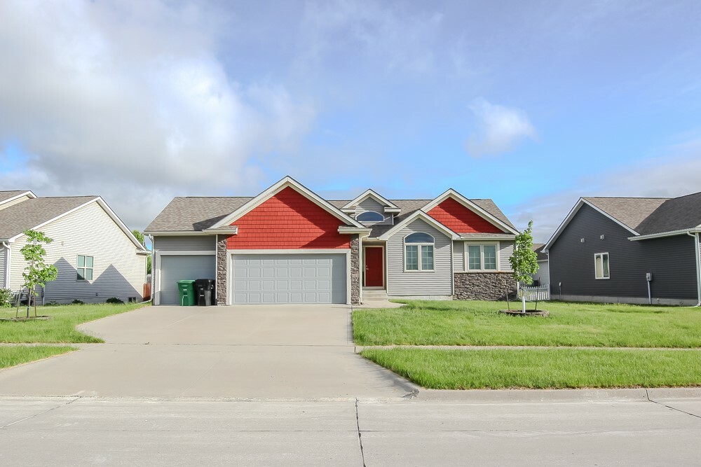 614 SW 40th Street  Ankeny IA 50023 photo