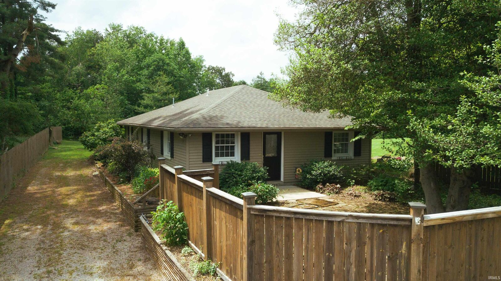 Property Photo:  2233 Folsomville Road  IN 47601 