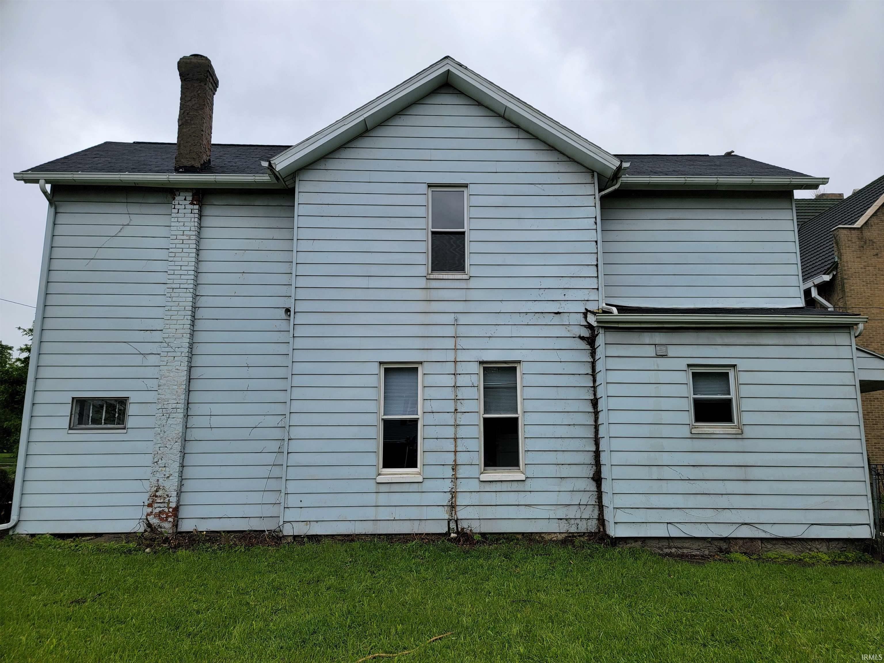 Property Photo: 826 E Jefferson Boulevard IN 46803-3941