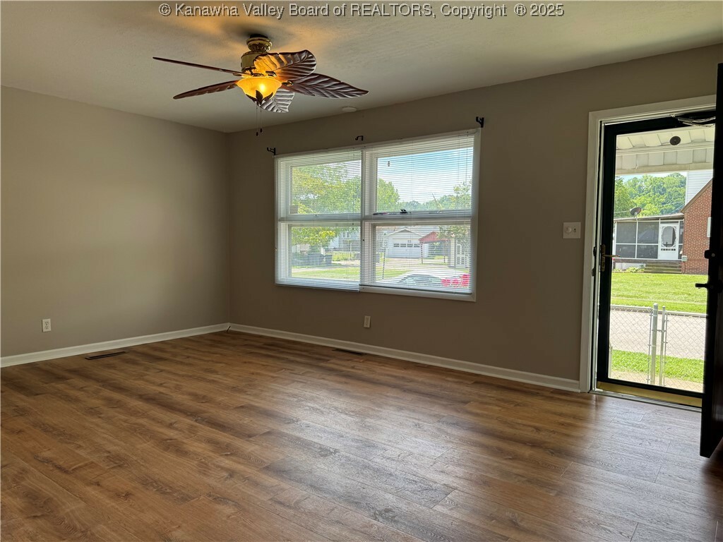 Property Photo:  1704 West Virginia Avenue  WV 25064 