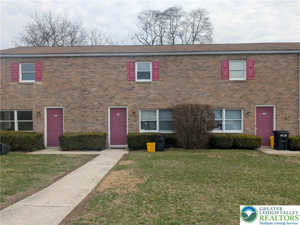 Property Photo: 121 Hillcrest Lane E38 PA 18080