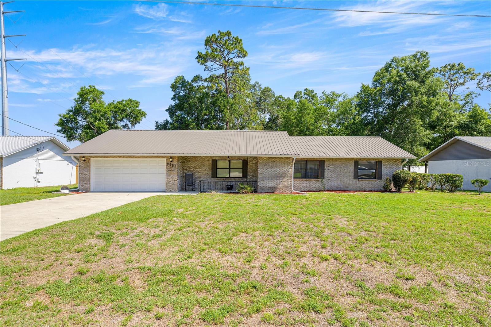 Property Photo: 2981 NE 39th Place FL 34479