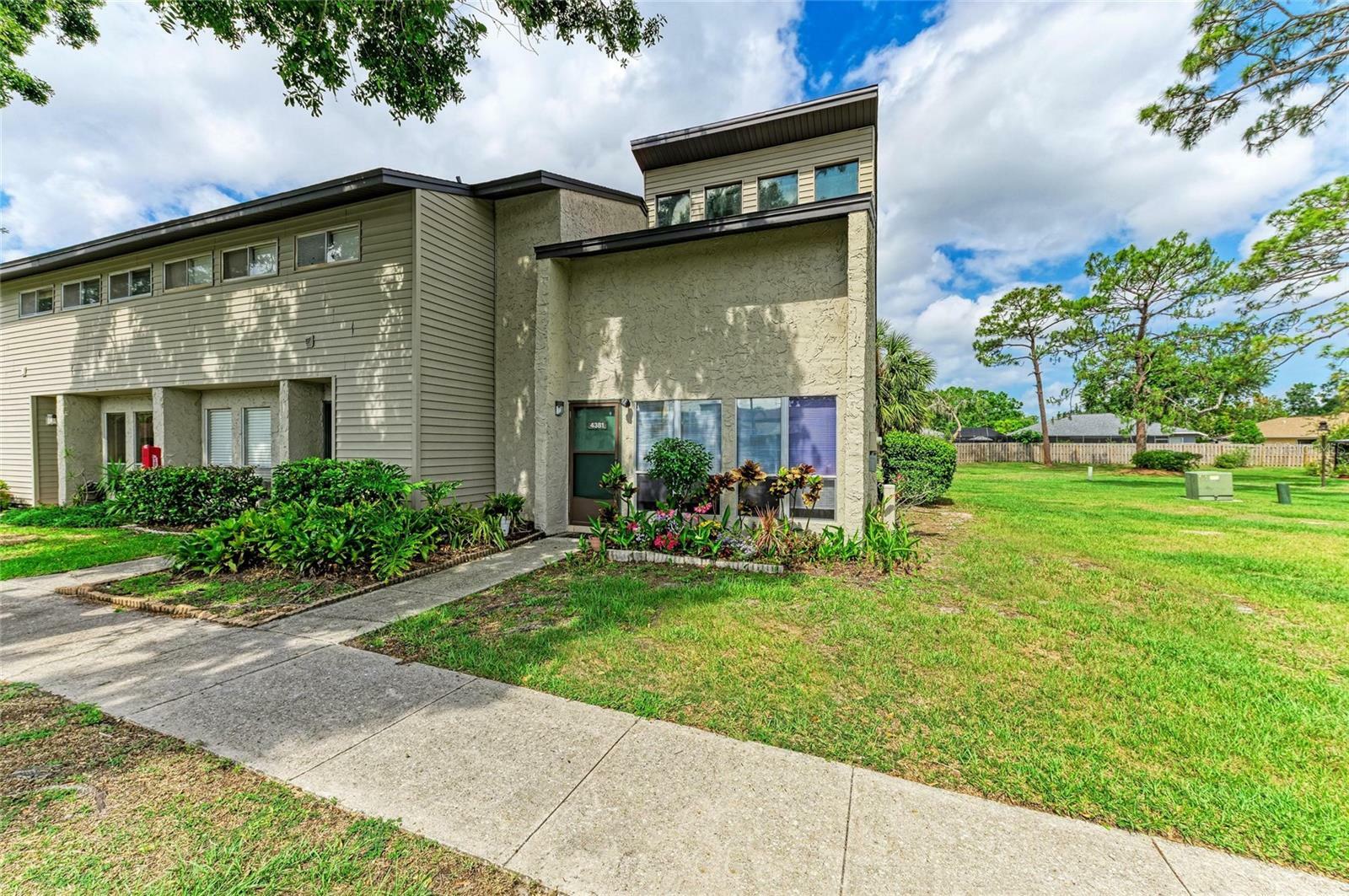 Property Photo: 4381 Sandner Drive FL 34243