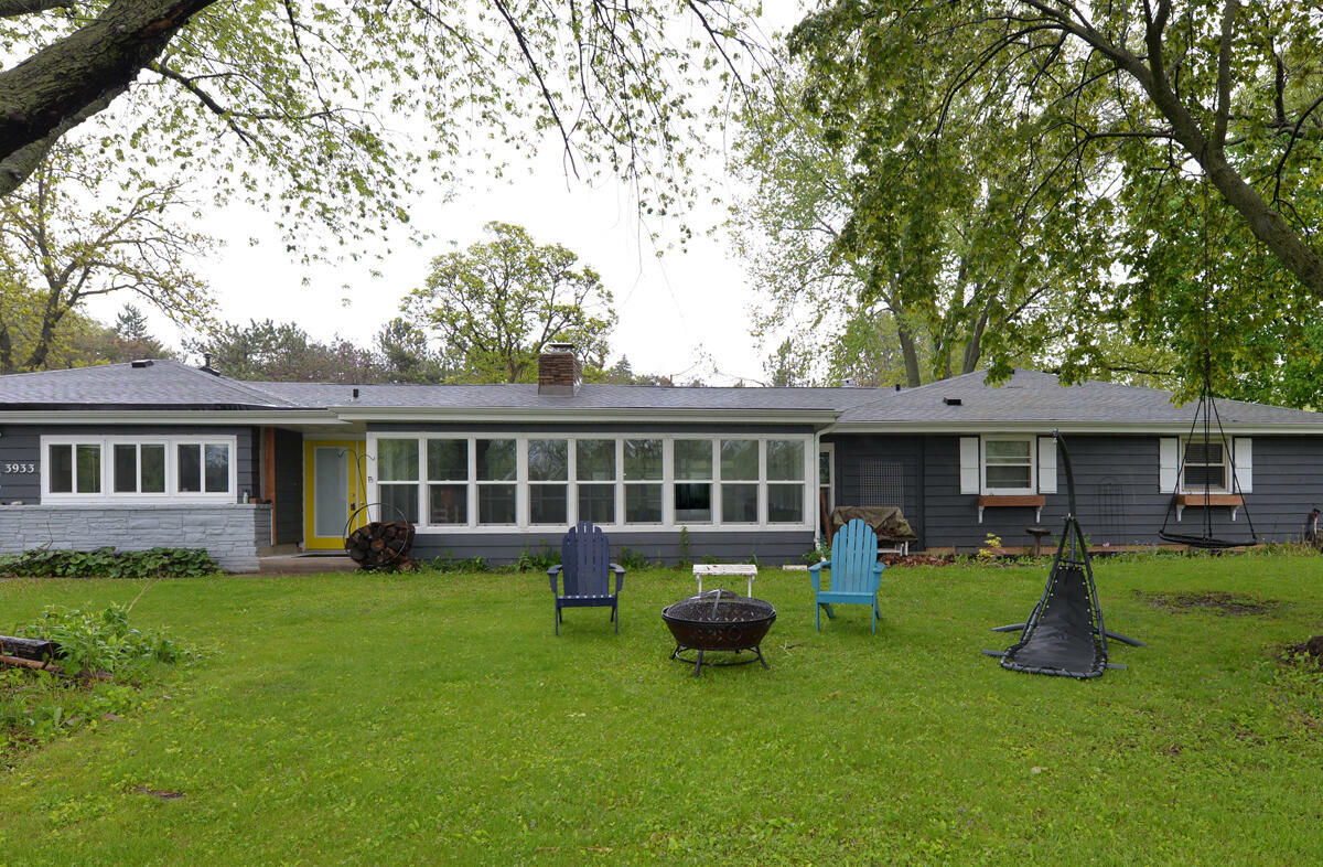 Property Photo: 3933 Country Ln WI 53405